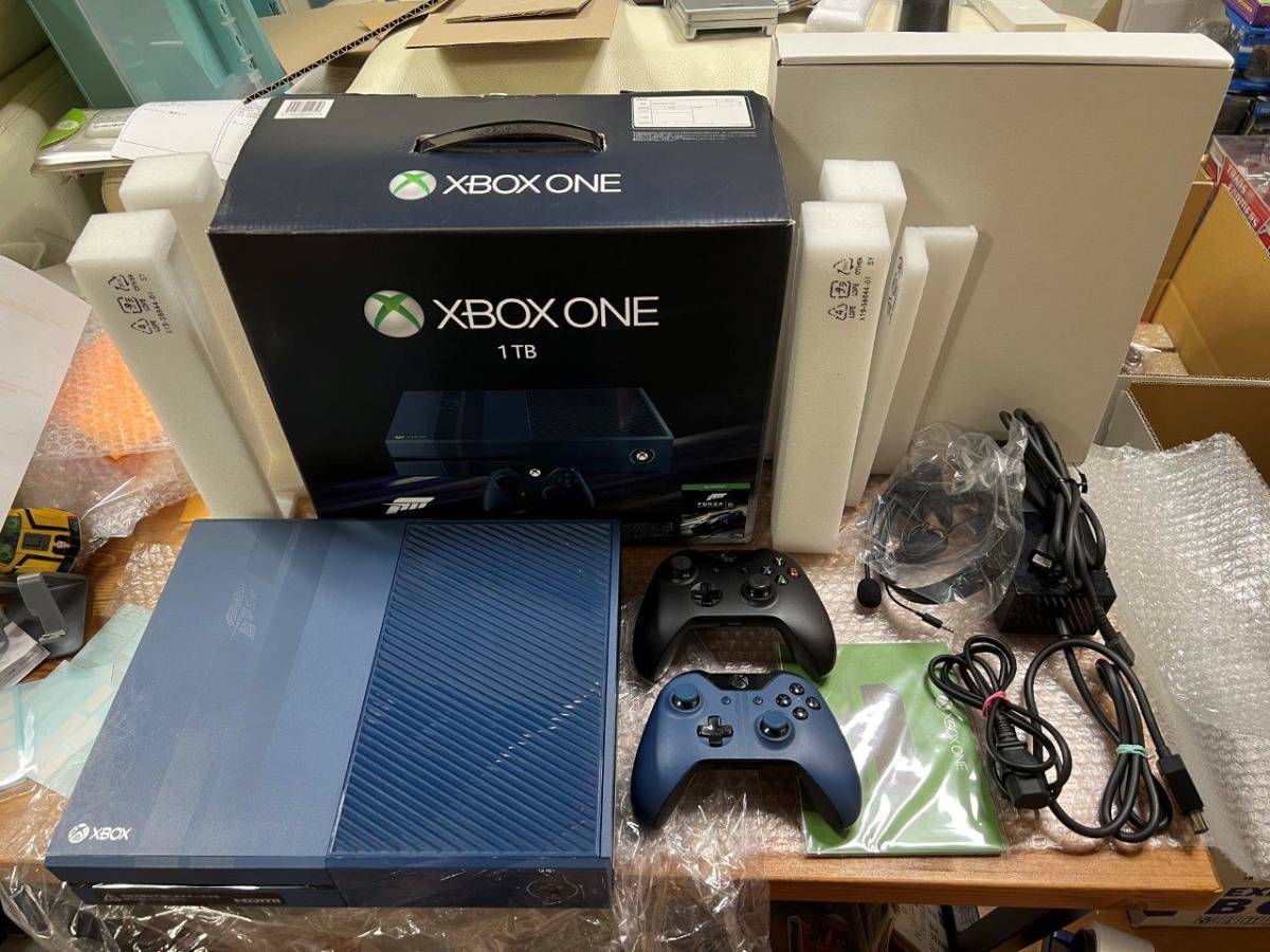 送料無料，本物保証 Amazon.co.jp 限定発売 XBOX360 本体 フォルツァ モトースポーツ 6 / FORZA MOTORSPORT 6 状態良好 おまけコントローラ１個(Xbox360本体)｜売買されたオークション情報、yahooの商品情報をアーカイブ公開 - Xbox360本体