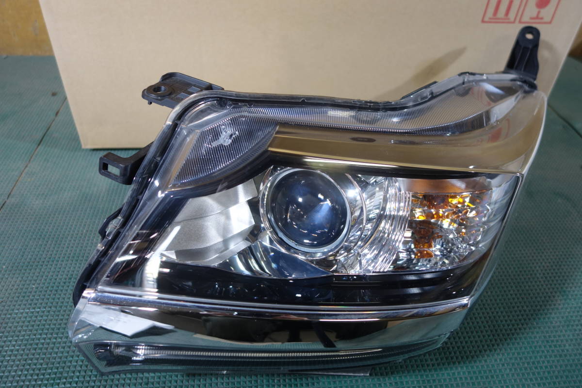 14594 良品 JH1 JH2 N-WGNカスタム 純正 HID 左 ヘッドライト KOITO