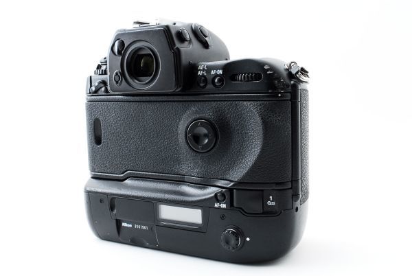 【動作好調】 Nikon F5 ニコン 一眼レフ フィルムカメラ ボディ 大人気 Nikon フラッグシップ機 #701 F5 Nikon ニコン 9125中古品 中古Nikon 整備