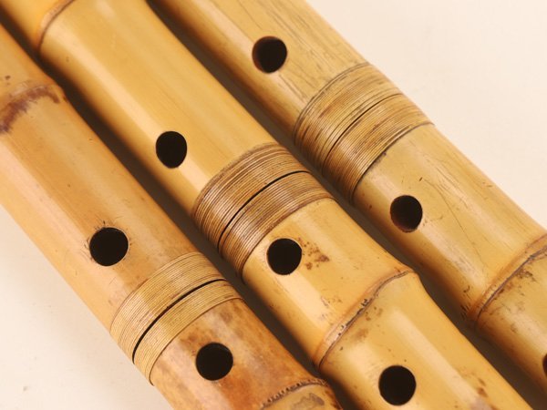 【美品】　和楽器　尺八 流】時代和楽器 繁弘・無名 竹造 琴古流尺八三本 TI086(本体)｜売買