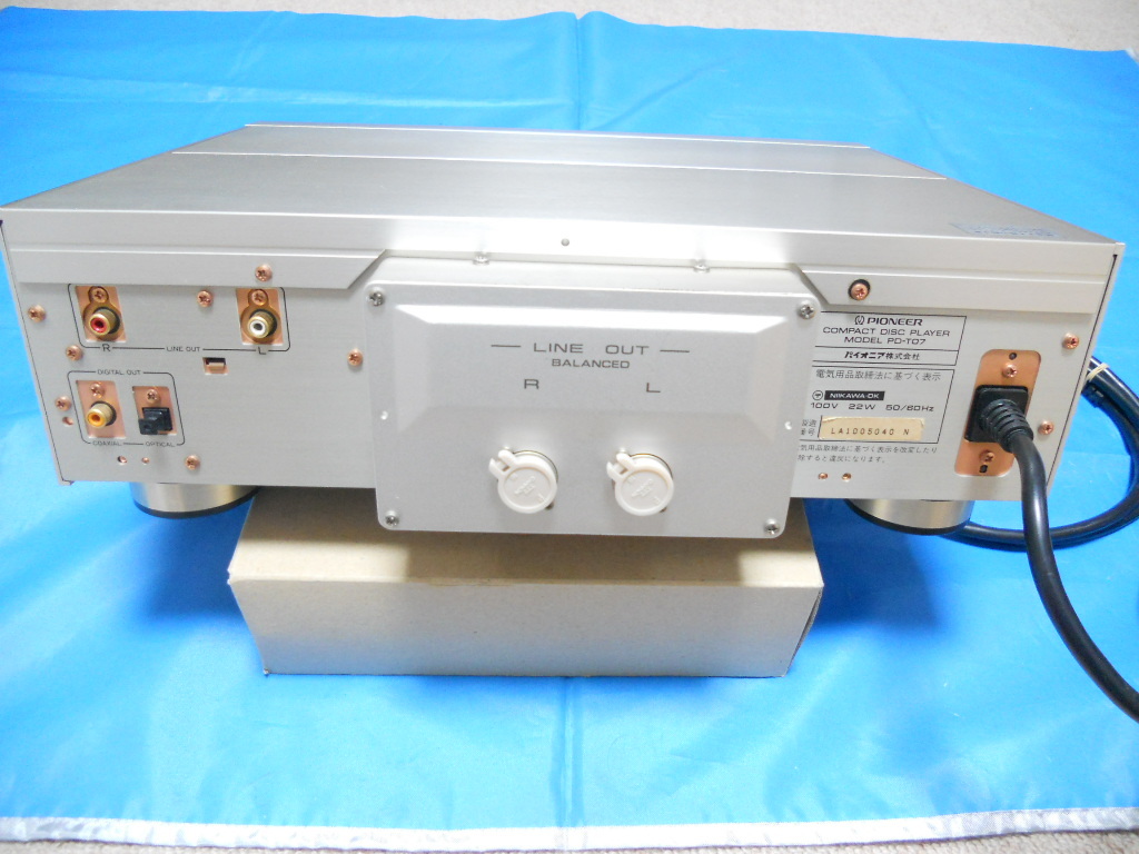 オーディオ機器 Pioneer PD-T07A CDデッキ パイオニア