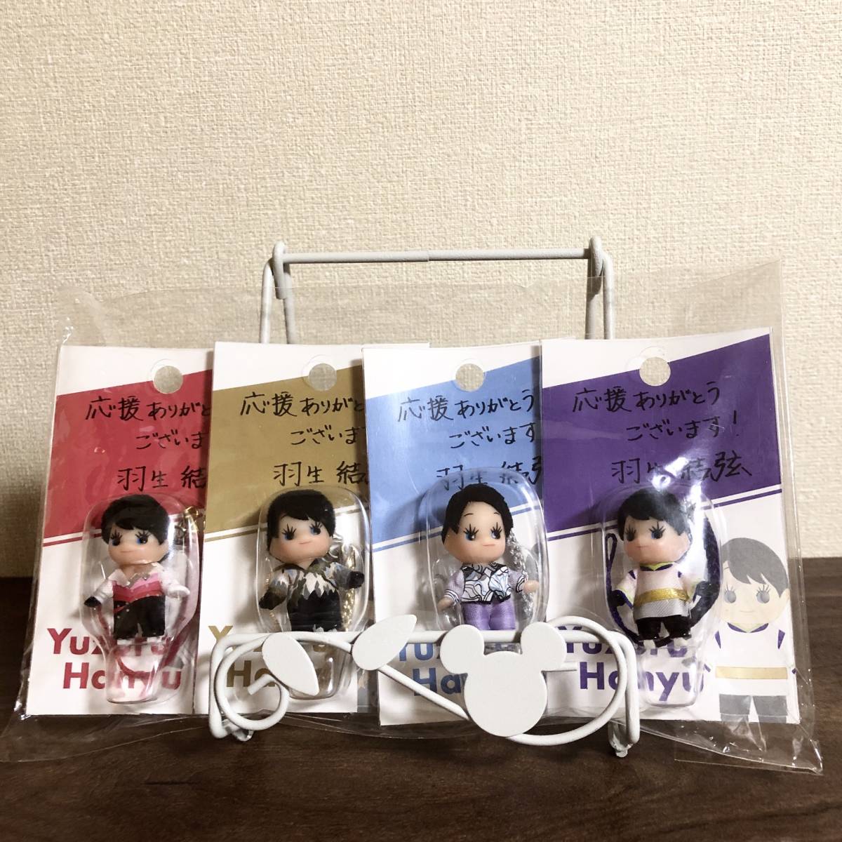 羽生結弦選手 2018年展覧会「羽生結弦展」のグッズ プログラムコスチューム