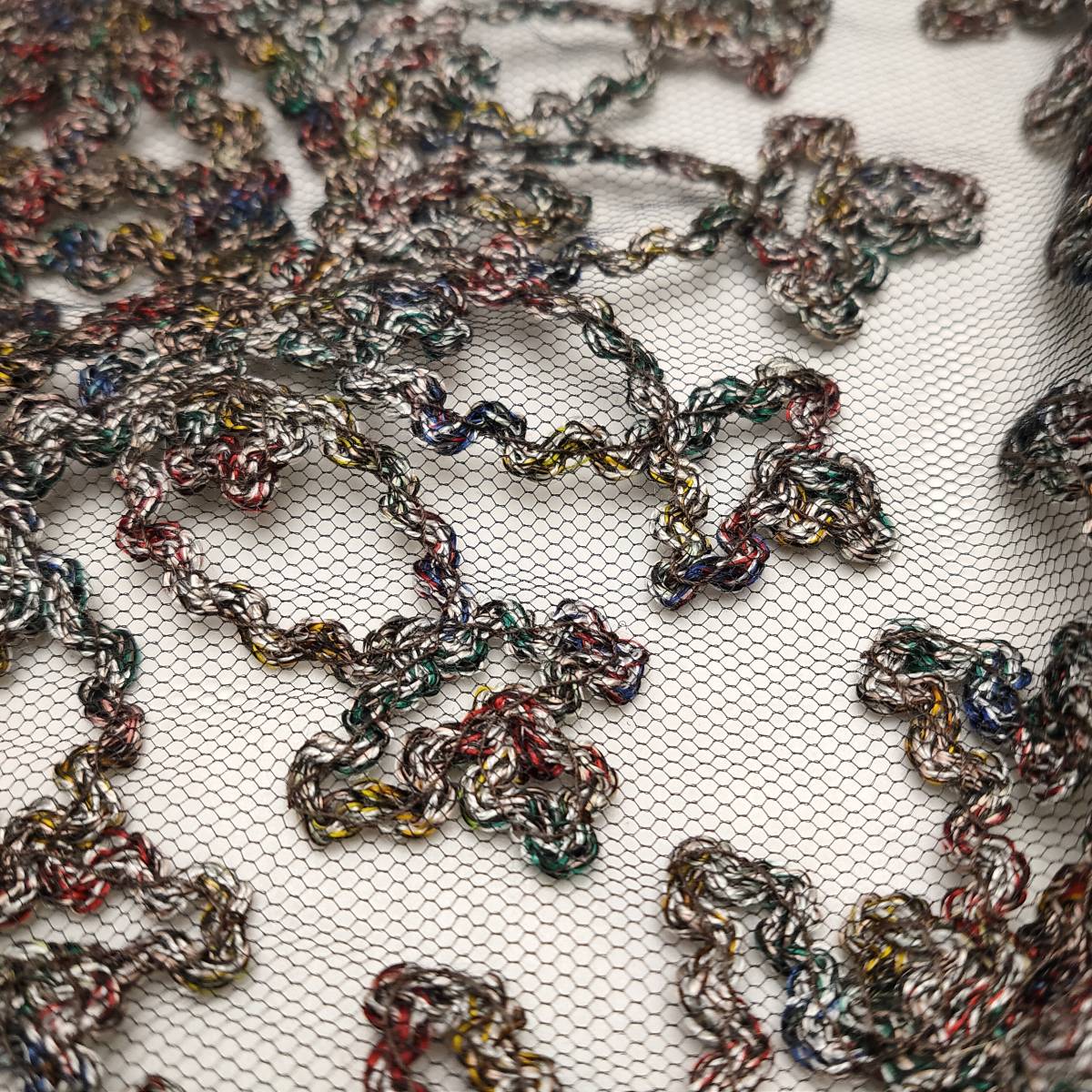 本場奄美大島 泥染絣 ショール 夢月 MUGETSU 175×60cm チュールレース フリンジ 特選 近代手刺繍 シルク100% 桐箱付き
