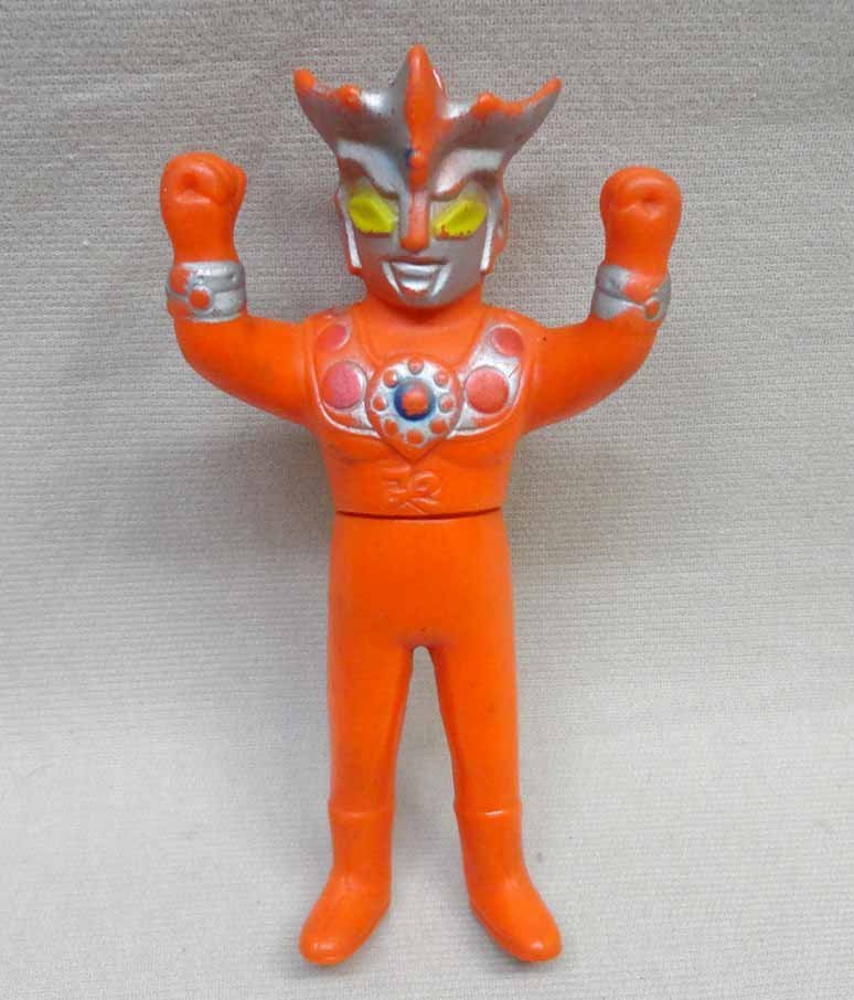 フィギュアウルトラマン ウルトラマンレオソフビ ウルトラマンレオ