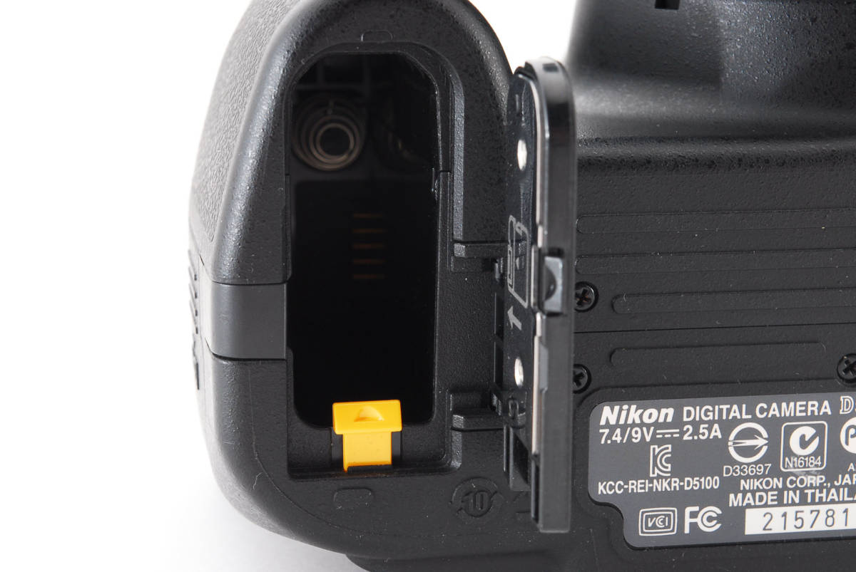 ニコン Nikon D5100 ショット回数 2886回 AF-S DX NIKKOR 18-55mm 1