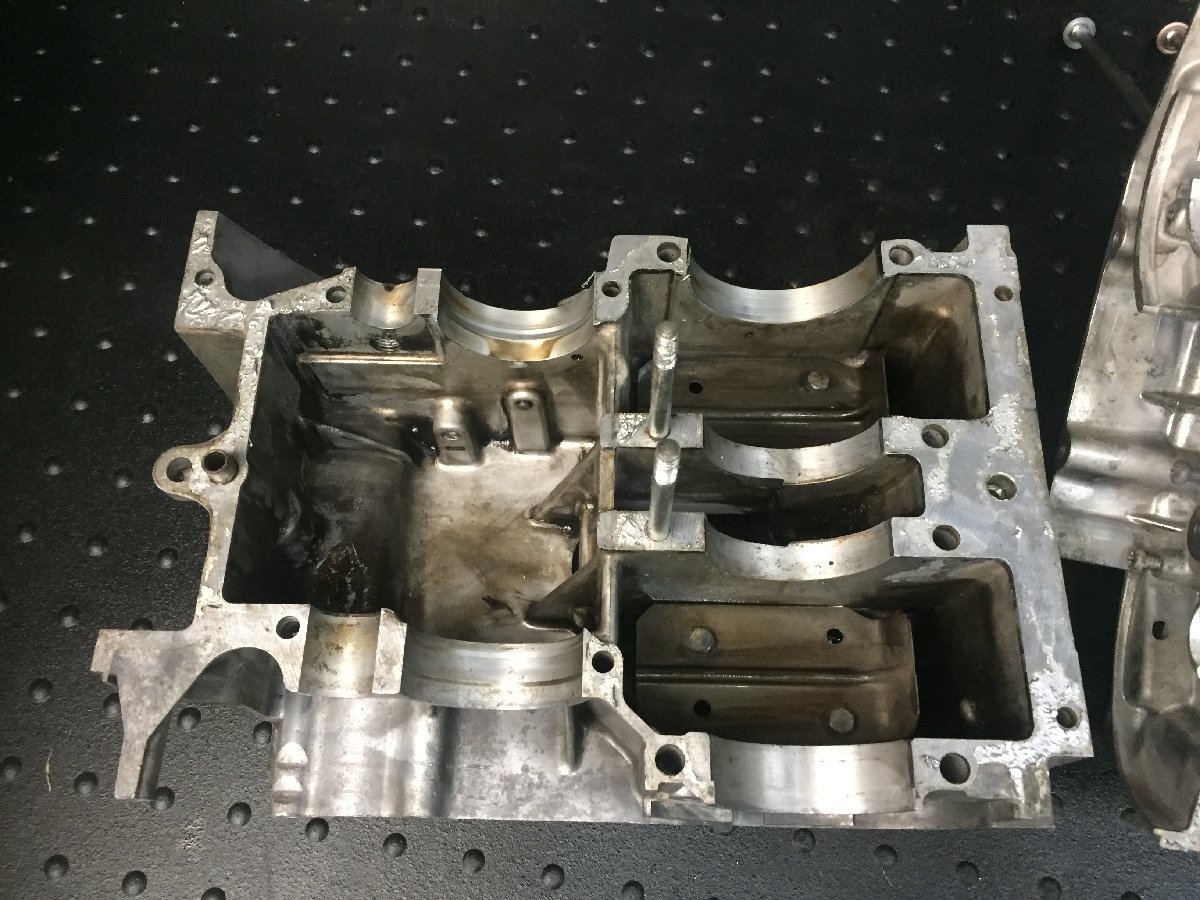 割れなし♪HONDA Dream CL72 クランクケース ボルト CL72E （検索 ドリーム CL77 CB72 CL300 実動車両より♪ スクランブラー Type1エンジン 割れなし♪HONDA CL72 Dream 純正 タイプ1 ドリーム