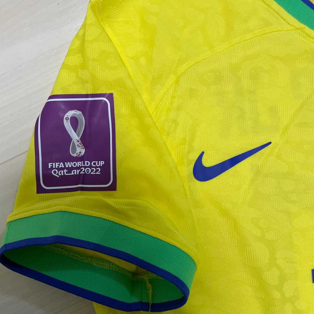 ブラジル代表 2014 ネイマール サイン オーセンティック 新品タグ付