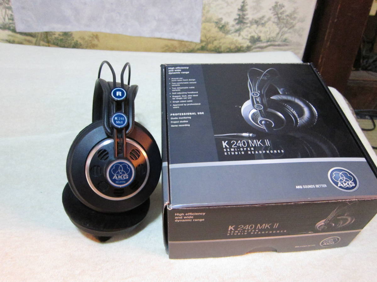 AKG K240 MK II スタジオモニターヘッドホン動作確認済み使用時間僅少