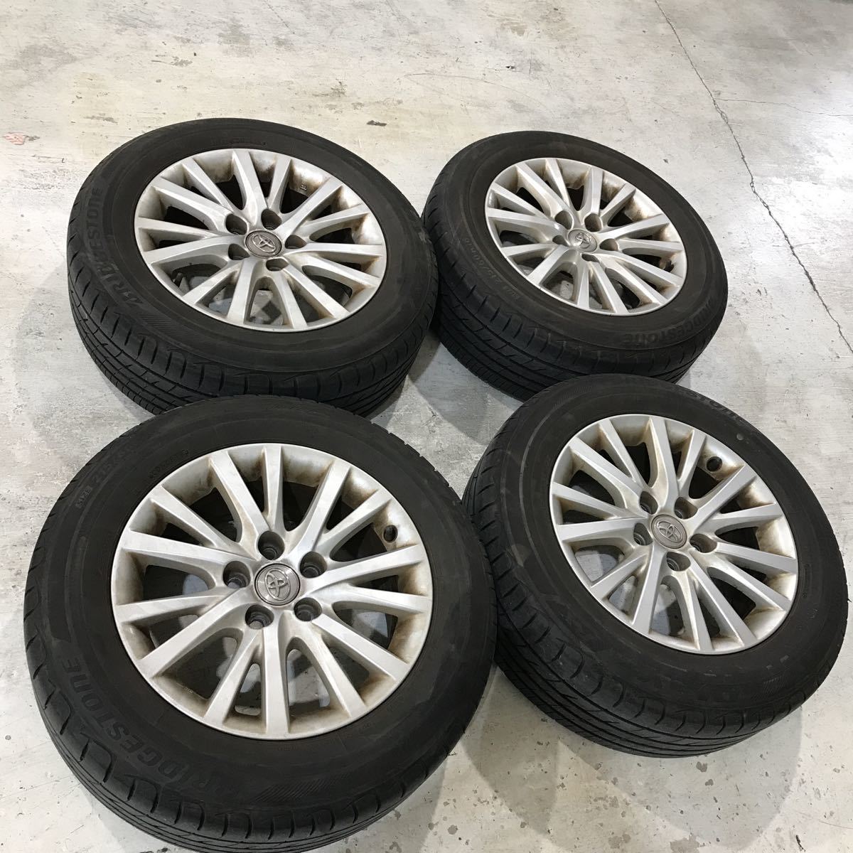 130マーク☆純正タイヤホイールセット☆16インチ☆215/60R16☆⑤ トヨタ