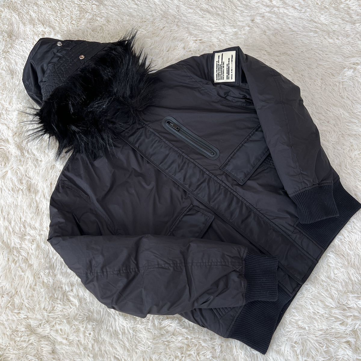 漂う高級感】極美品 DIESEL ディーゼル ダウンジャケット 希少！XL 