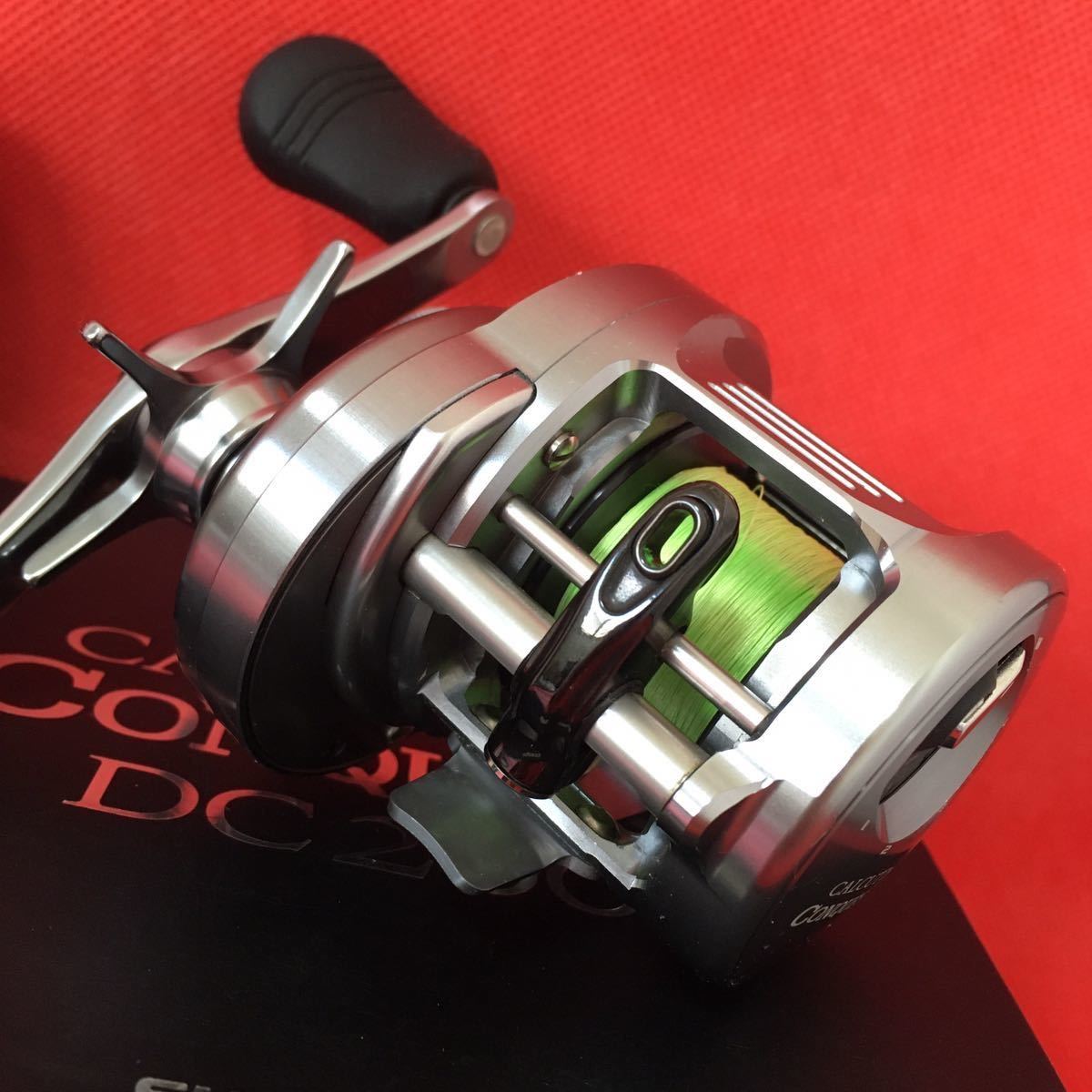 シマノ☆現行20カルカッタコンクエストDC200☆右巻き☆スプール無し☆K