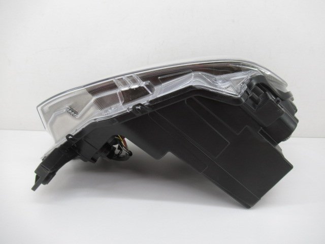 即決あり》 ソリオ MA37S 純正 左 ヘッドライト LED 【 KOITO 100