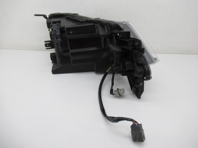 即決あり》 ソリオ MA37S 純正 左 ヘッドライト LED 【 KOITO 100