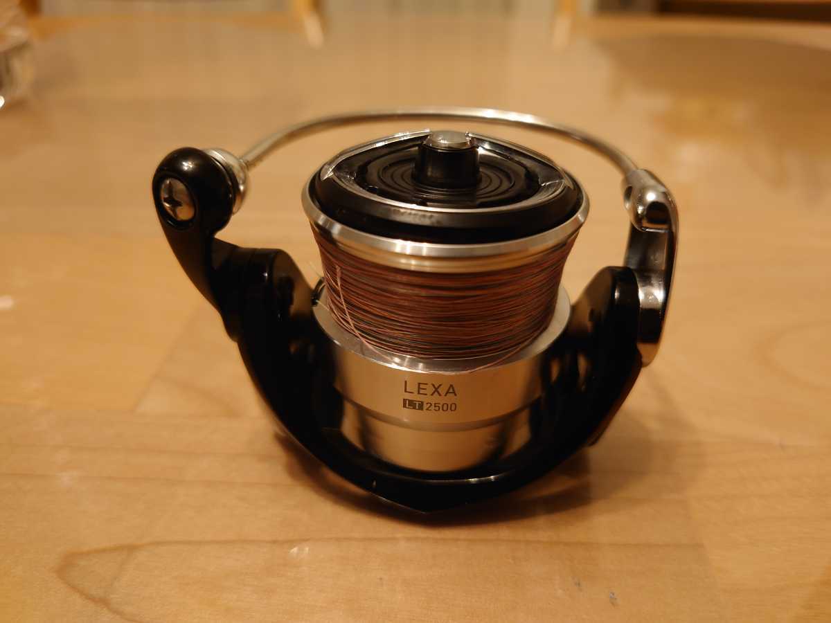 美品】ダイワ リール DAIWA レグザLT2500 スプール ラインローラー