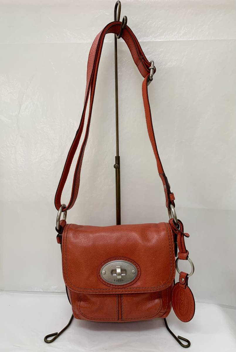 FOSSIL MADDOX MINI レザー ミニショルダーバッグ 赤 チャーム付き