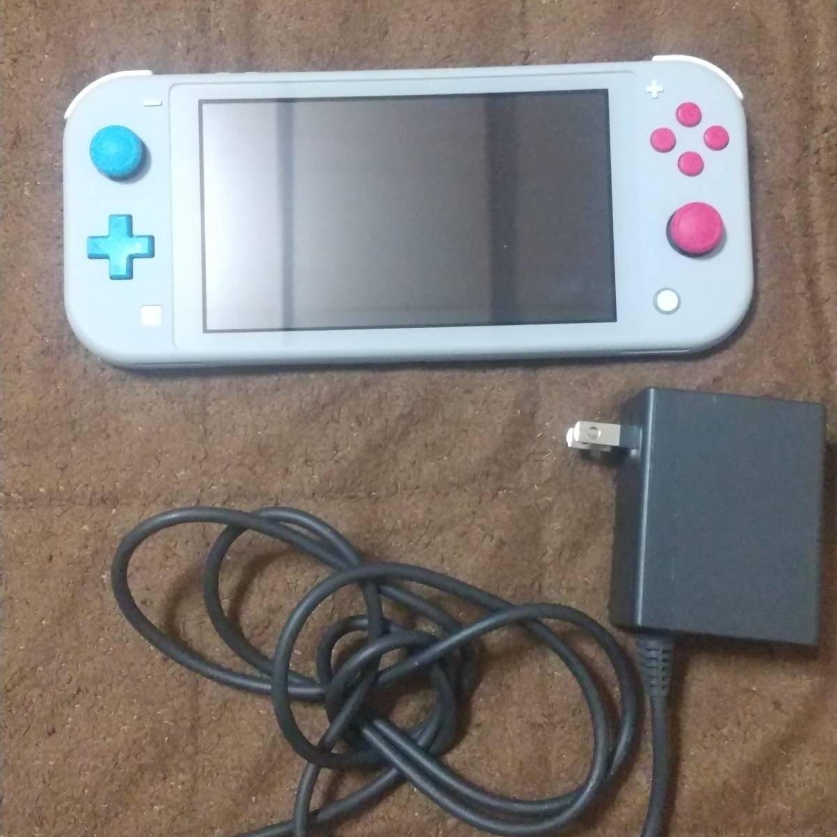 Switch Lite Nintendo ザシアン・ザマゼンタ 中古Nintendo ザシアン