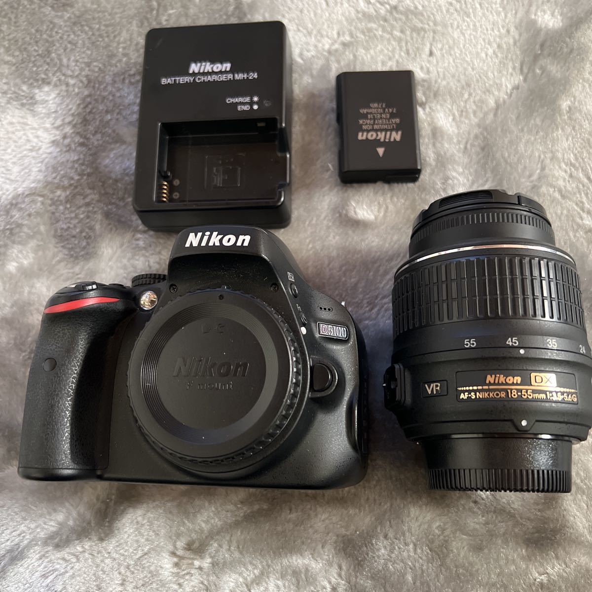 Nikon Nikon D5100レンズキット デジタル一眼レフカメラ ダブル Nikon Nikon D5100レンズキット デジタル一眼レフカメラ ダブル