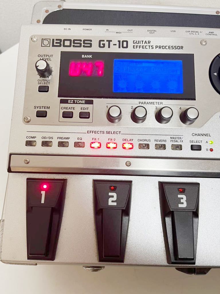 BOSS マルチエフェクター GT-10 ボス ハードケース付き 動作品 BOSS GT