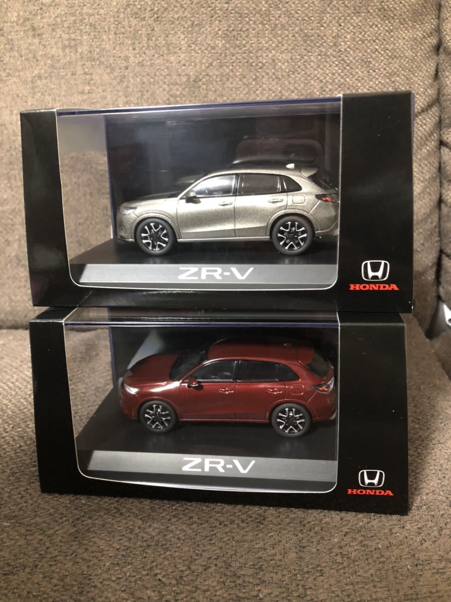定番，爆買い HONDA ZR-V プラチナグレーメタリック ホンダ ディーラー ホンダコムテック 1/43 クリスタルガーネット ミニカー(乗用車)｜売買されたオークション情報、yahooの商品情報をアーカイブ公開 - オー 乗用車