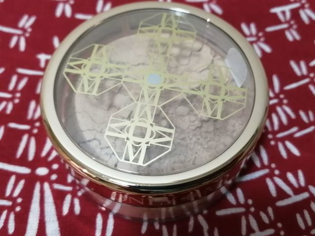 送料無料 即決 匿名配送 新品未使用 オンリーミネラル ファンデーション オークル/ツヤ(7番) 7g