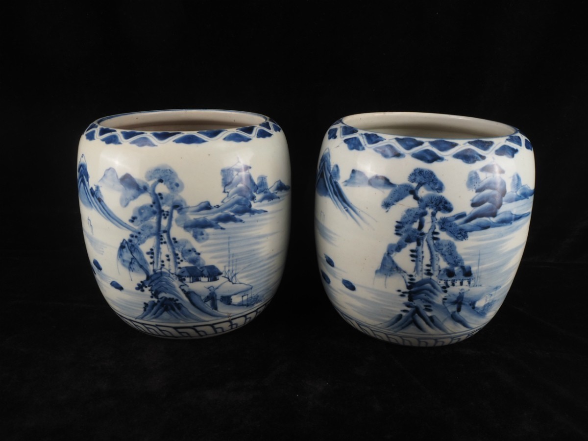 古い 染付 山水画 火鉢 手焙り 骨董 時代品 鉢カバー 火鉢 鉢カバー 染