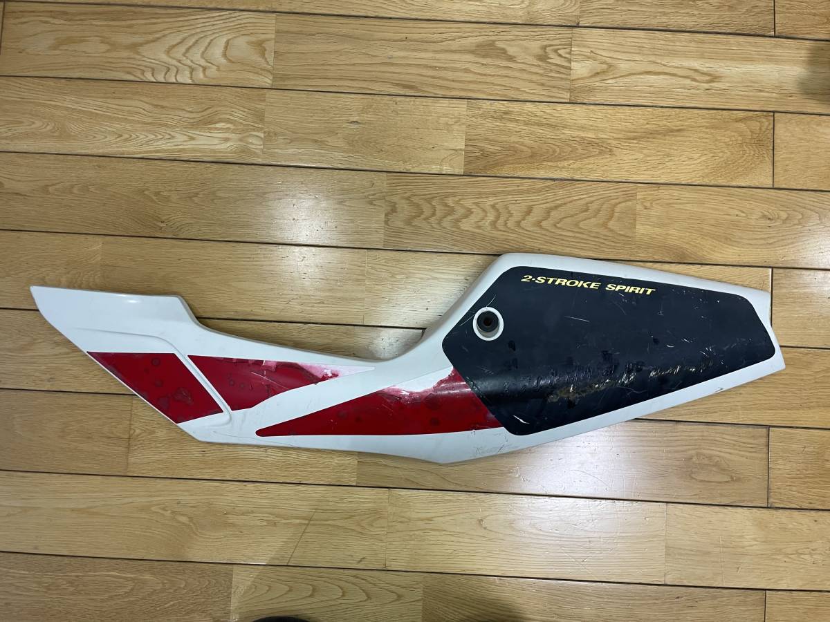 TZR50R テールカウル左