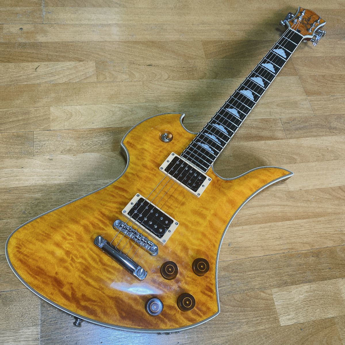 B.C.Rich Mockingbird Special X レスポールの様な22Fモッキンバード