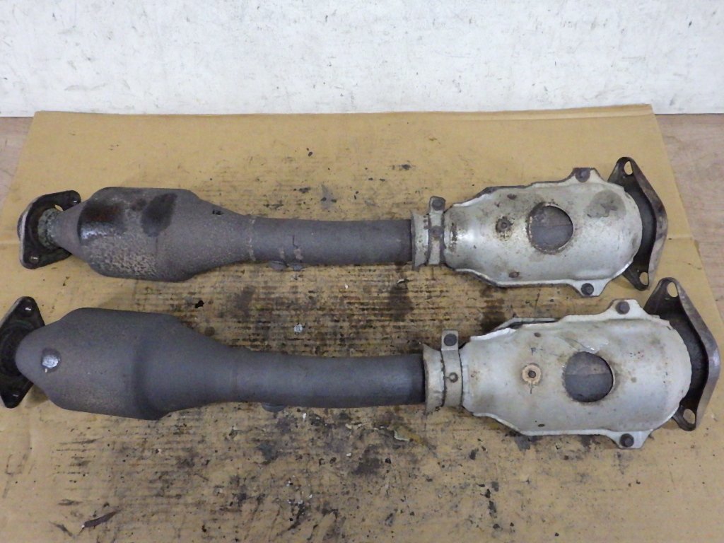 石] ニッサン NZ12 キューブ 触媒 2本セット 9U系 HR15DE 棚落ち無