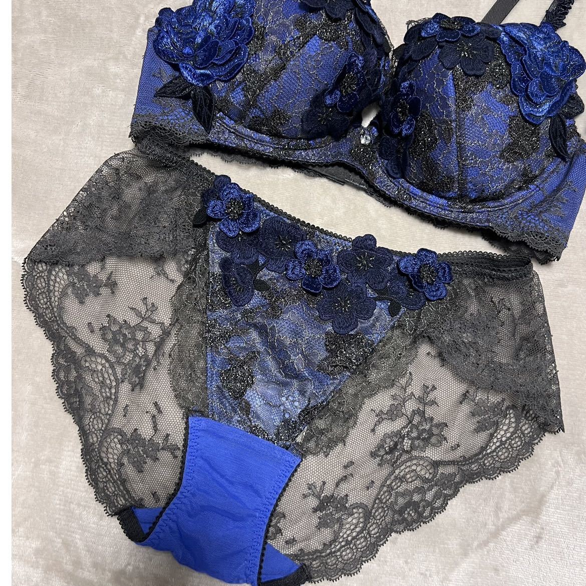 新品未使用Trefle ワコール ブラジャーショーツセット M、E65