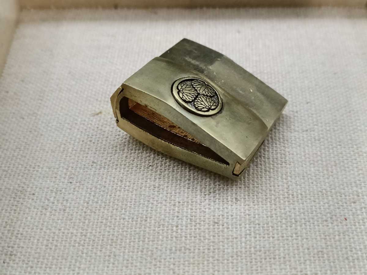 日本刀装具 二重はばき 家紋の図 三つ葉葵 金工品 銅製 ハバキ 重