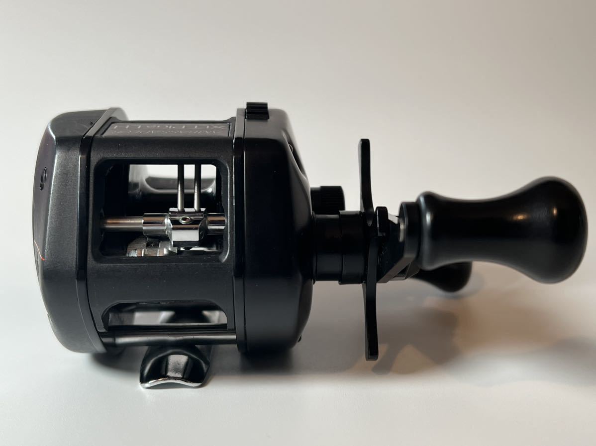 Abu Garcia Ambassadeur XLT Plus LH ベイト リール 釣具 レフト