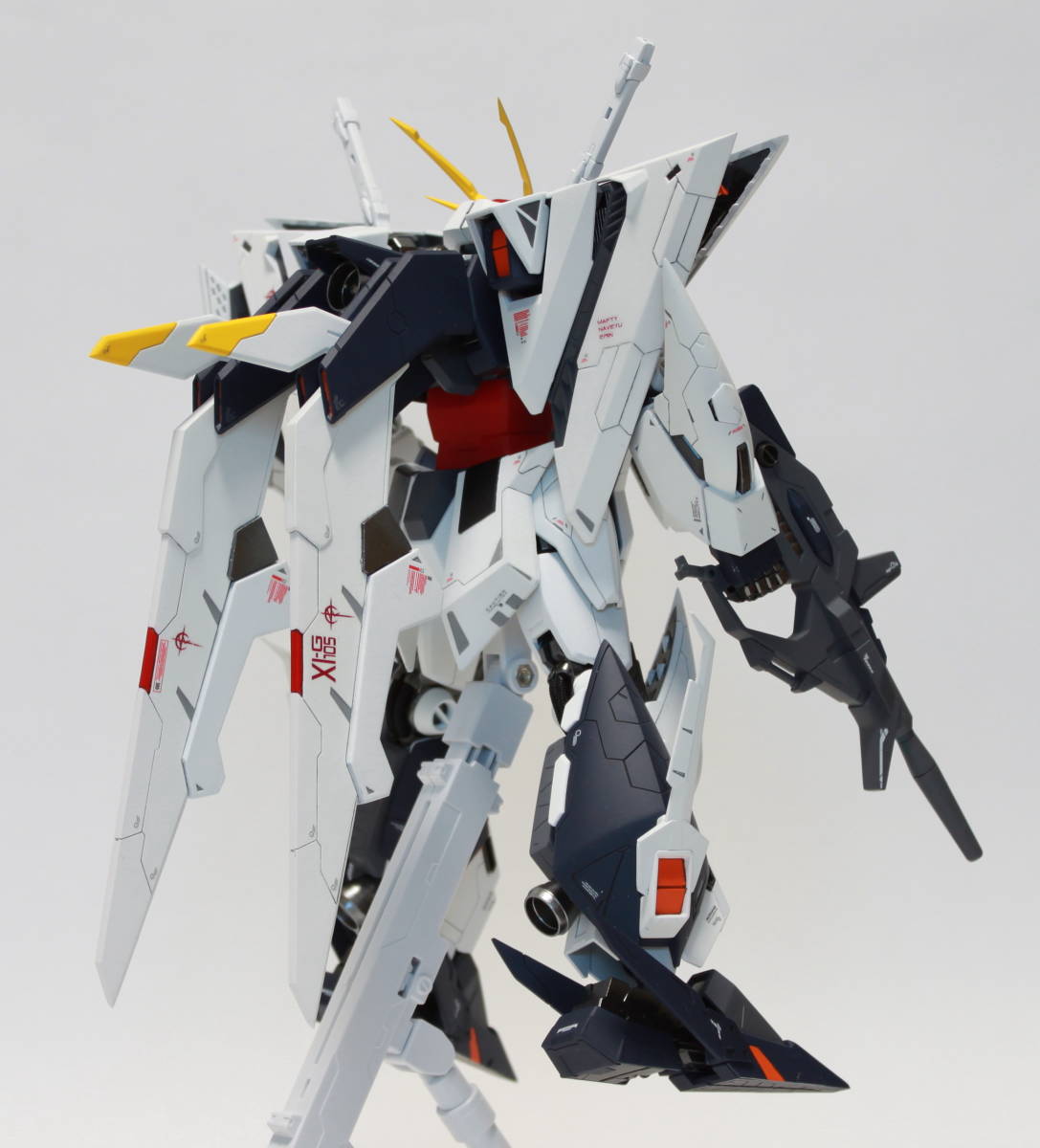 HGUC 1/144 クスィーガンダム 塗装改修済み完成品 HG 1⁄144 クスィー
