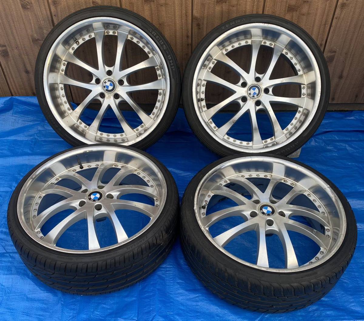 BMWーX5X7 吐き出す 22インチホイール