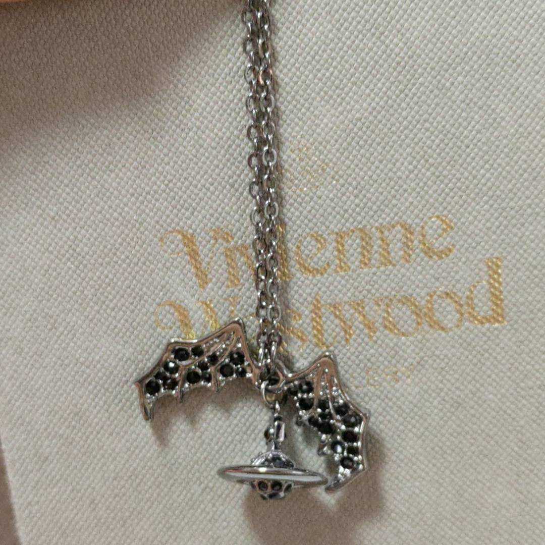 美品　ガンメタリック　コウモリオーブ　Vivienne Westwood ヴィヴィアンウエストウッド　ネックレス　コウモリ