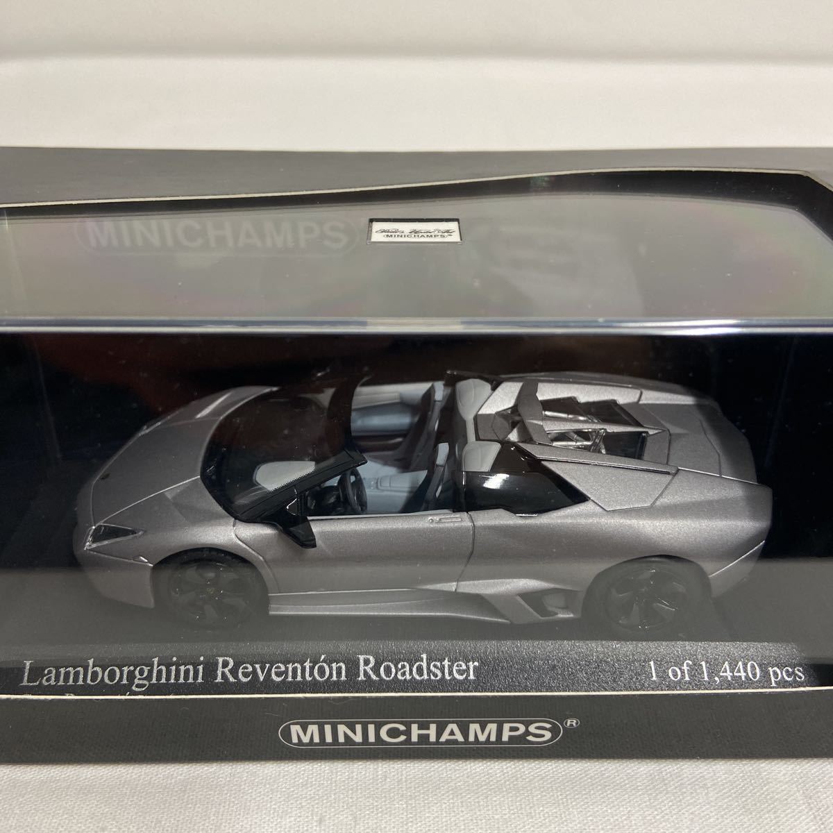 MINICHAMPS 1/43 Lamborghini Reventon Roadster 2010年 Matt Grey