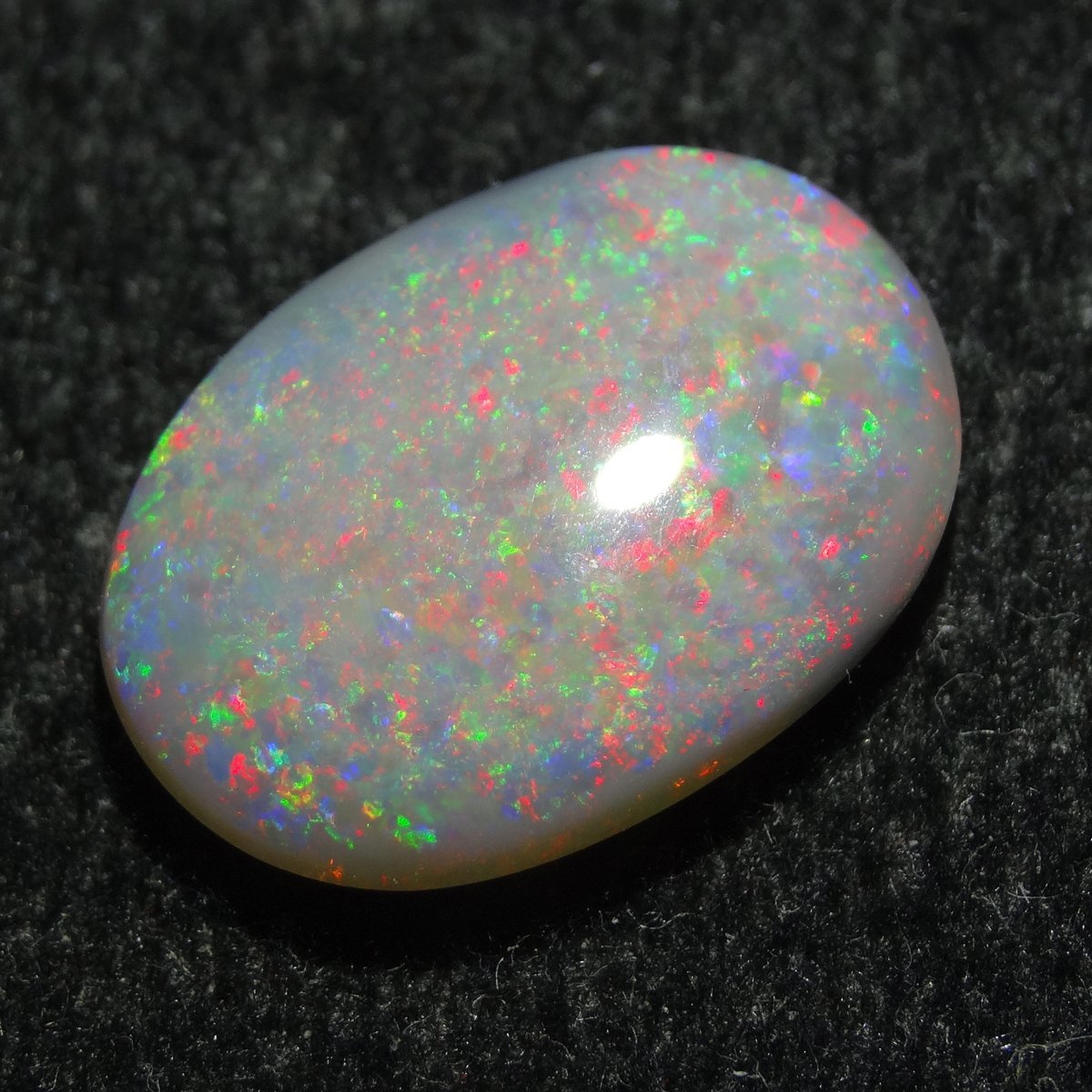 【超特価】天然ブラックオパール 七色 大粒 ルース 約2.4ct ライトニングリッジ産 品番:2301262