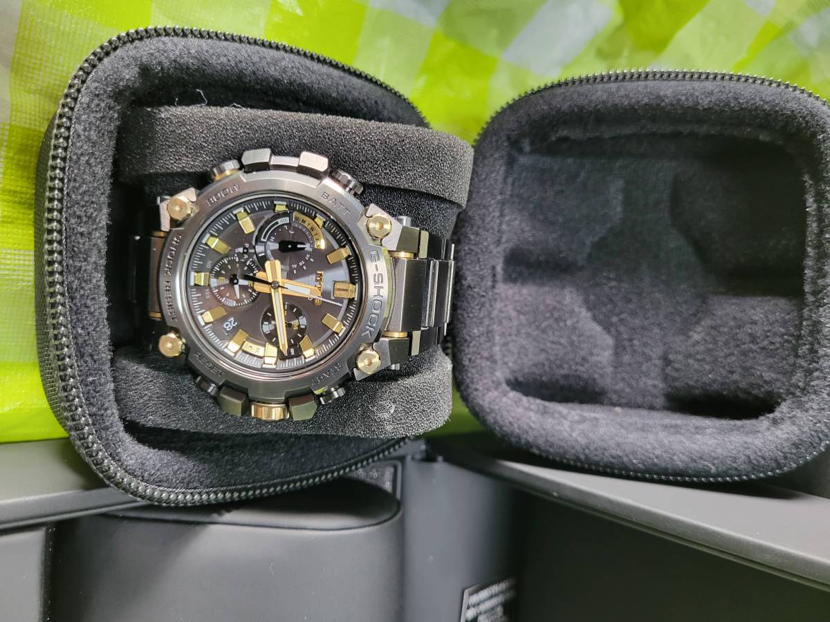 カシオ G‐SHOCK MTG-B3000BDE-1AJR 室内試着のみ使用感無しの美中古品 
