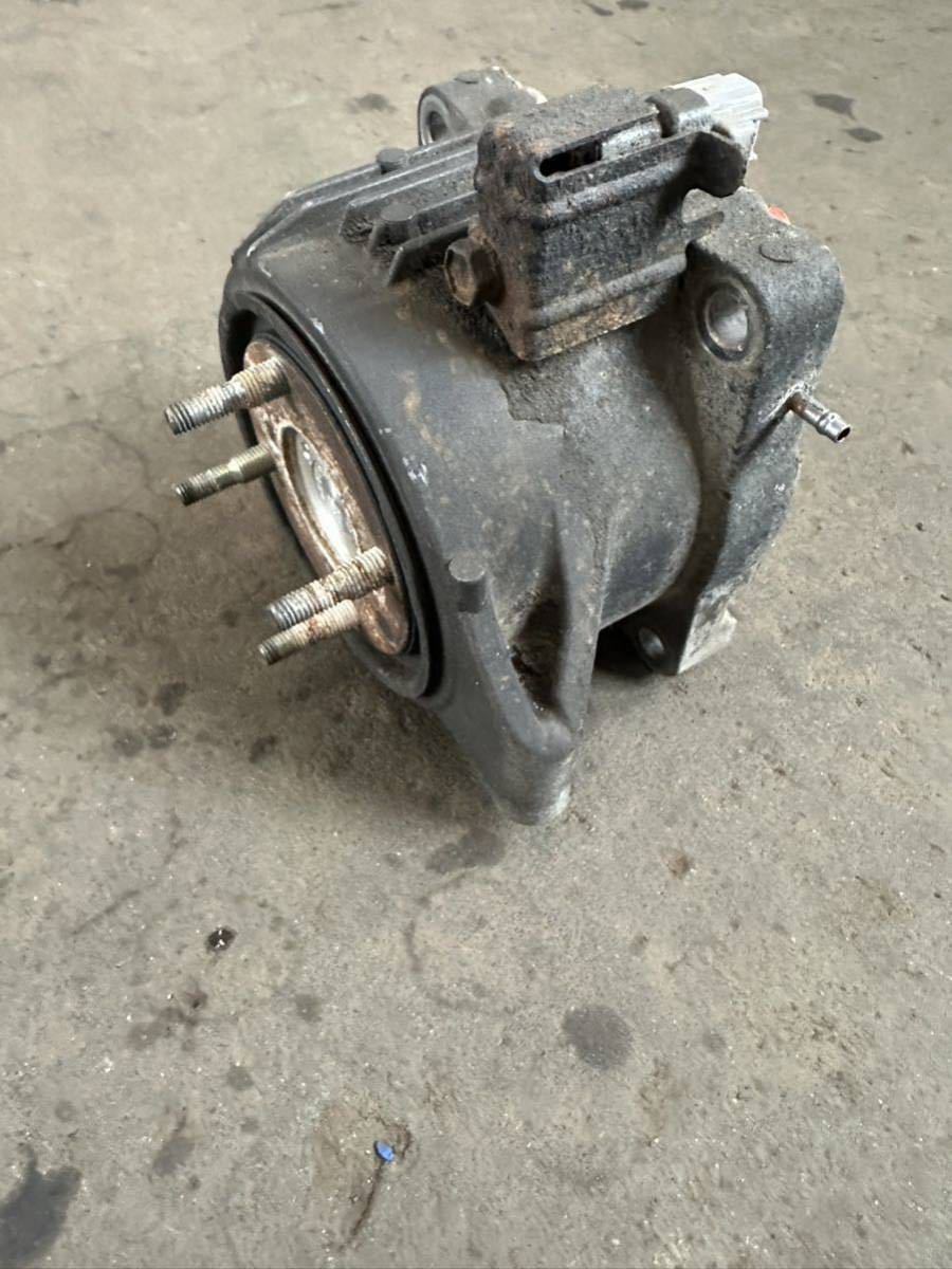 センタービスカスカップリング　ヴォクシー ノア　ZZR75 リヤデフ　エレクトロマグネチックコントロール　アイシス　エスティマ