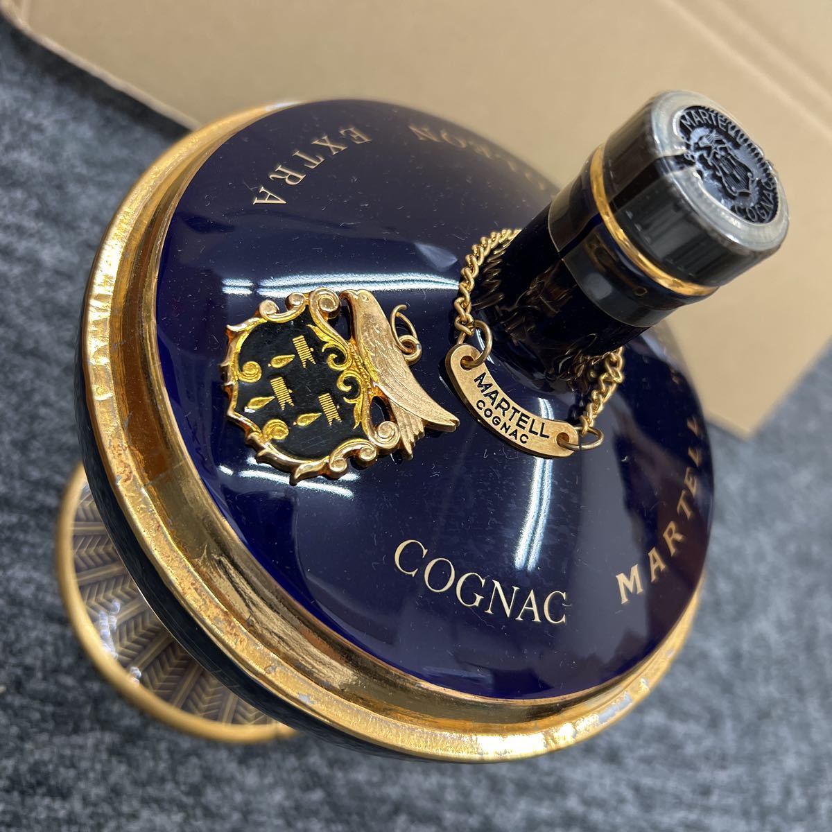 古酒　MARTELL マーテル　ナポレオン　エクストラ　リモージュボトル 古酒 マーテル ナポレオン エクストラ リモージュ 700ml 40% MARTELL