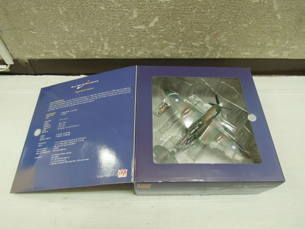 2157) 箱開封のみ ホビーマスター HA8310 スピットファイア Mk.VIII クライブ・コールドウェル A58-484