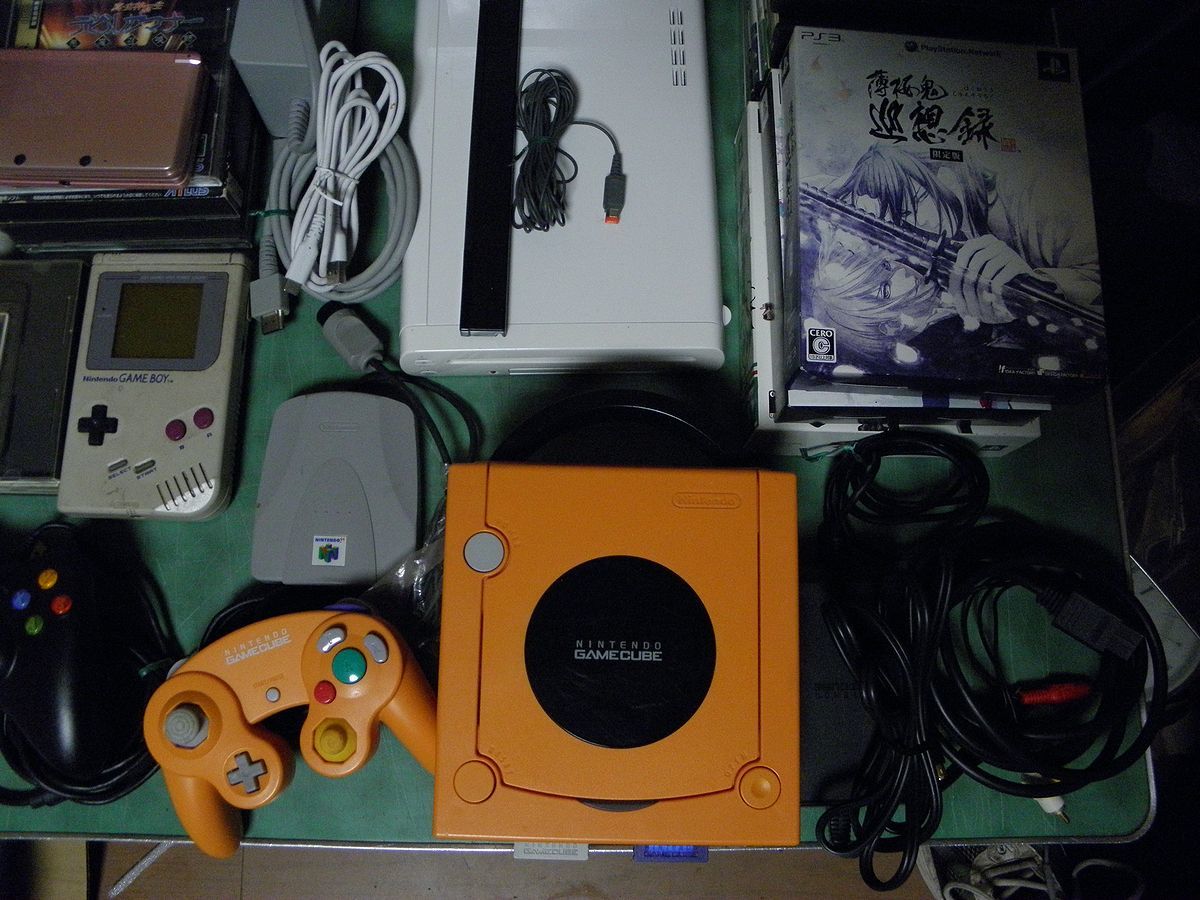 旧ゲーム機　wii U GAMECUBE /旧ゲームソフト プレステ セガサターン スーパーファミコン ゲームボーイ 他いろいろ まとめて ジャンク Wii U Nintendo