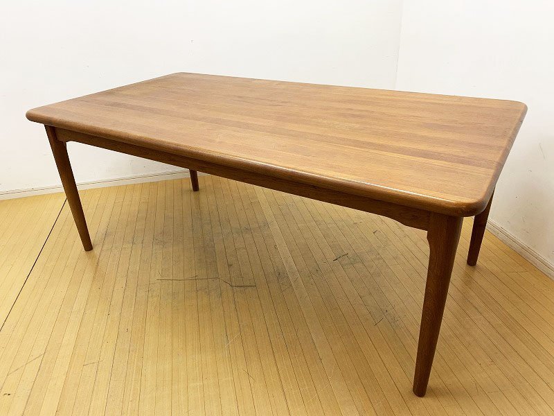 dyrlund デューロン　デンマーク　ダイニングテーブル　チーク ☆dyrlund デューロン社 ダイニングテーブル 北欧 デンマーク チーク