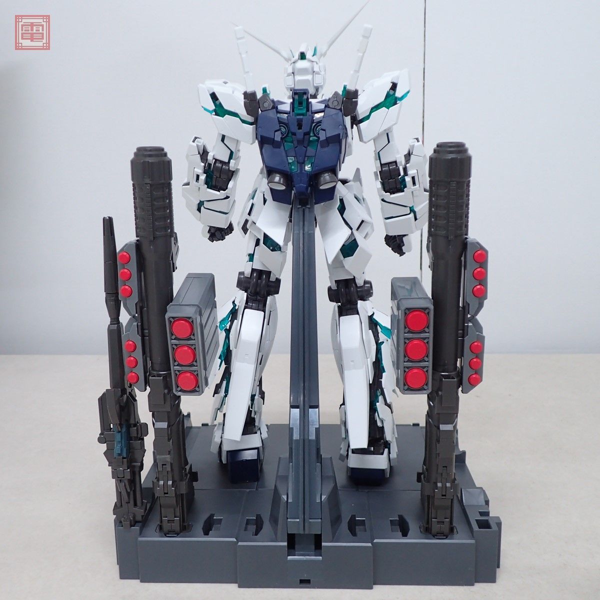 組立済 バンダイ PG 1/60 ユニコーンガンダム 最終決戦Ver.+フル 