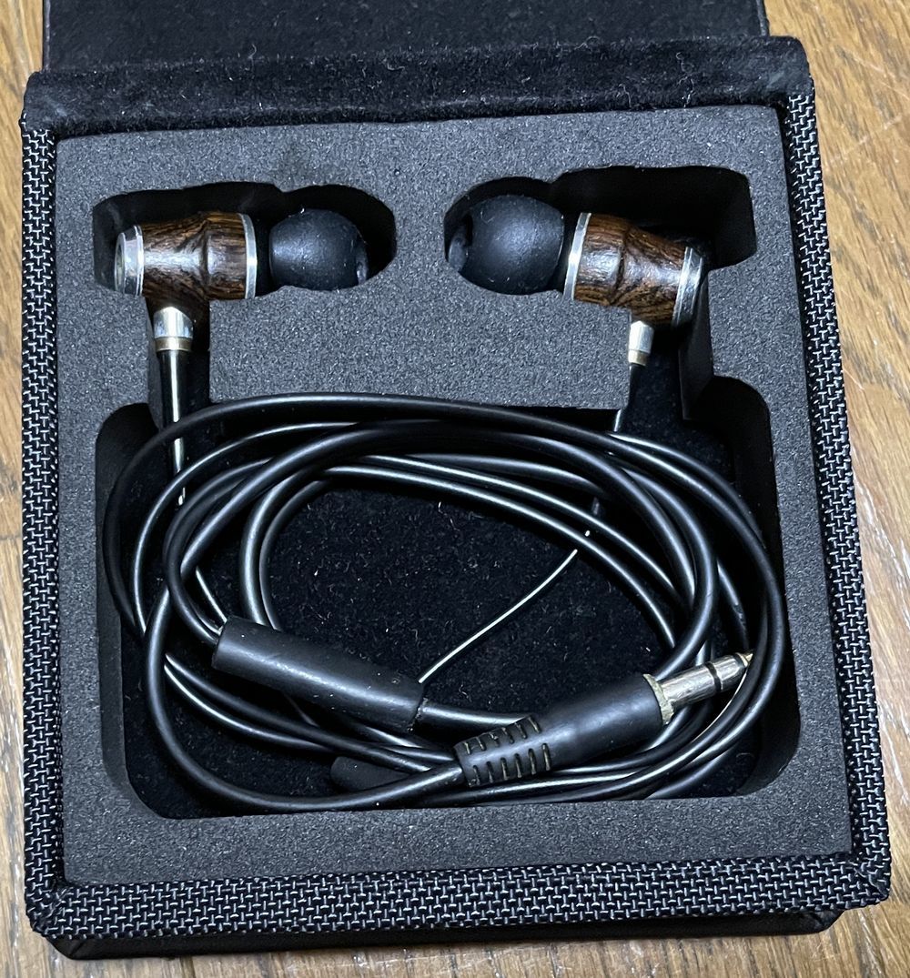 ■ＪＶＣ　ＷＯＯＤ　ウッドインナーヘッドフォン　ヘッドホン　■