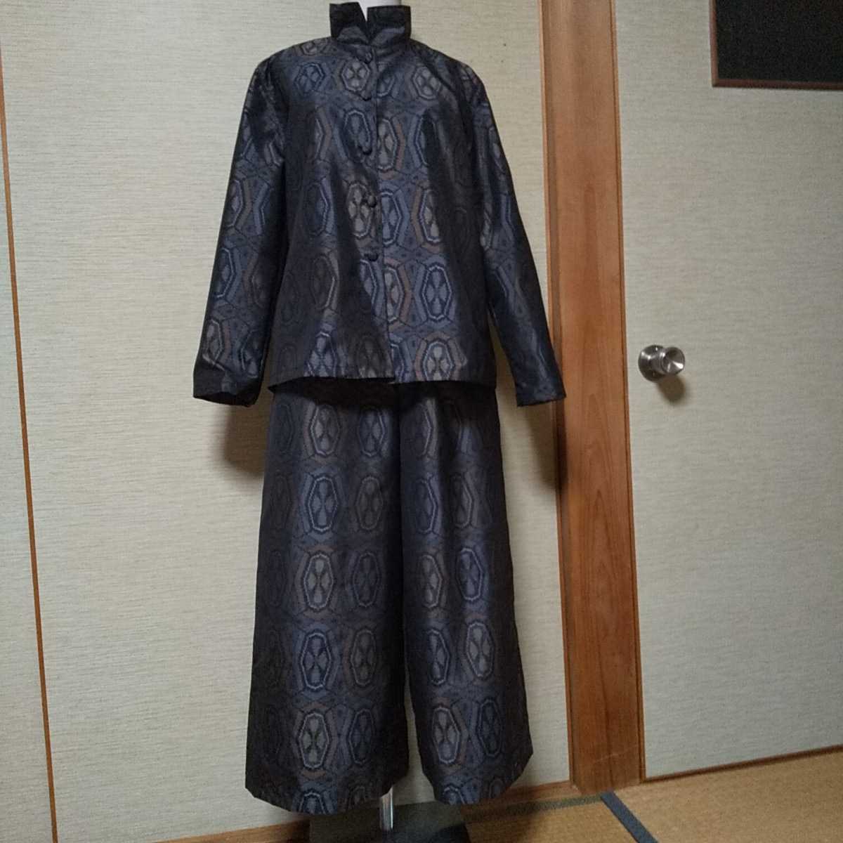 着物リメイク、大島紬からのジャケットとワイドパンツ