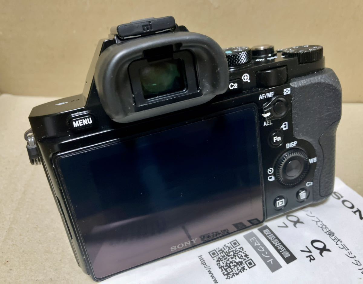 SONY α7S ボディILCE-7S (シャッター数303枚) SONY(ソニー) 【公式通販】