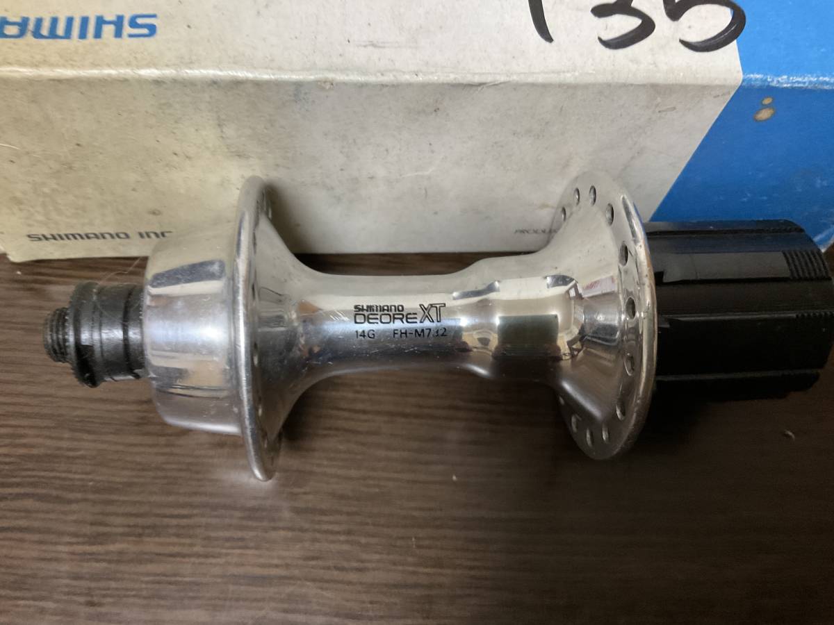 新品 Shimano XT FM-M732 リアハブ 32H 135 