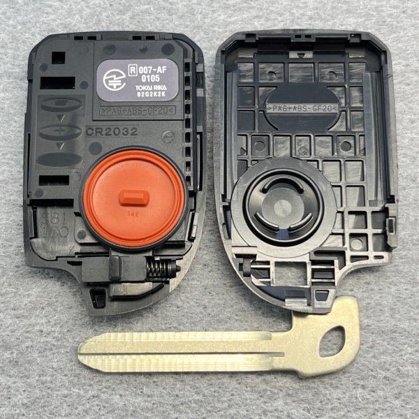 初期化済み ハイエース レジアス 200系 4ボタン両側スライド トヨタ  