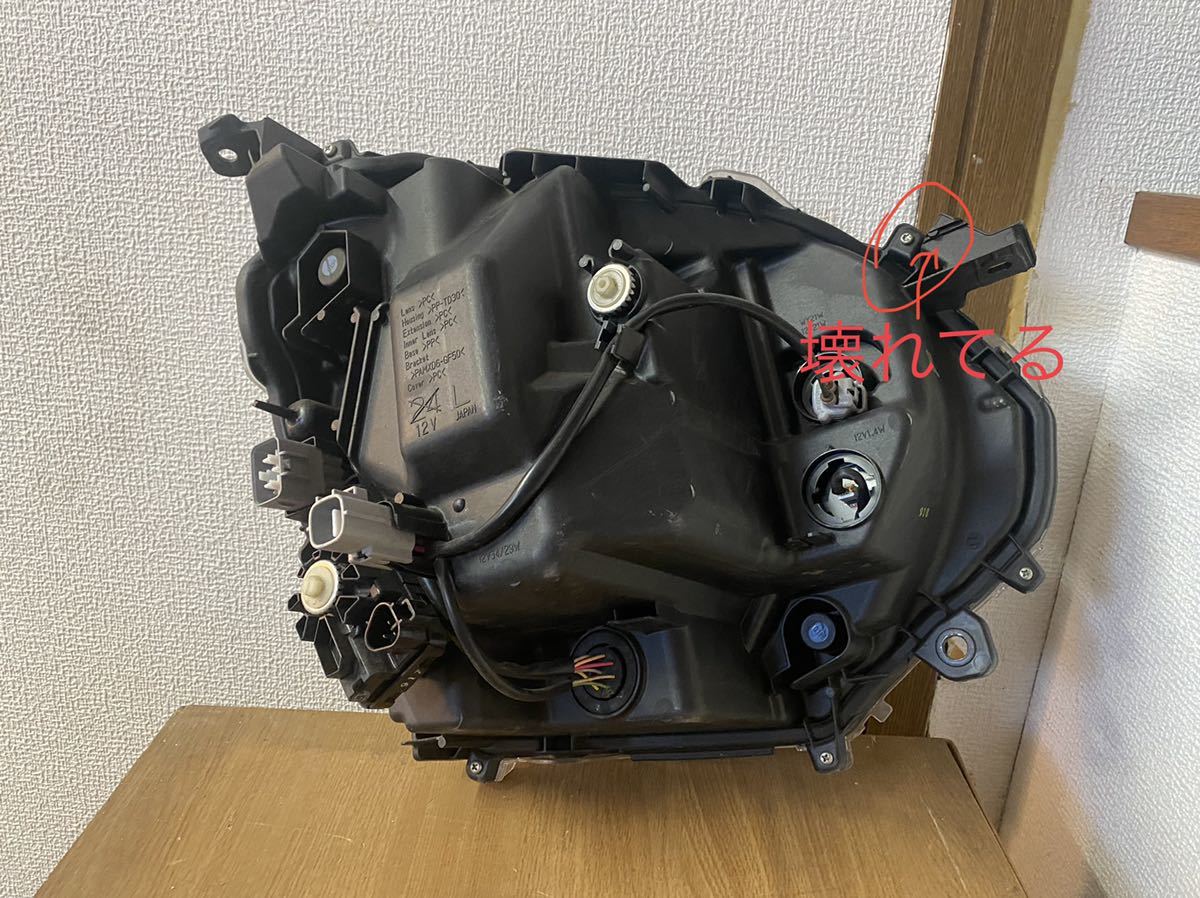 LA800S/LA810S ムーヴキャンバス 純正 左ヘッドライト/左ヘッドランプ 