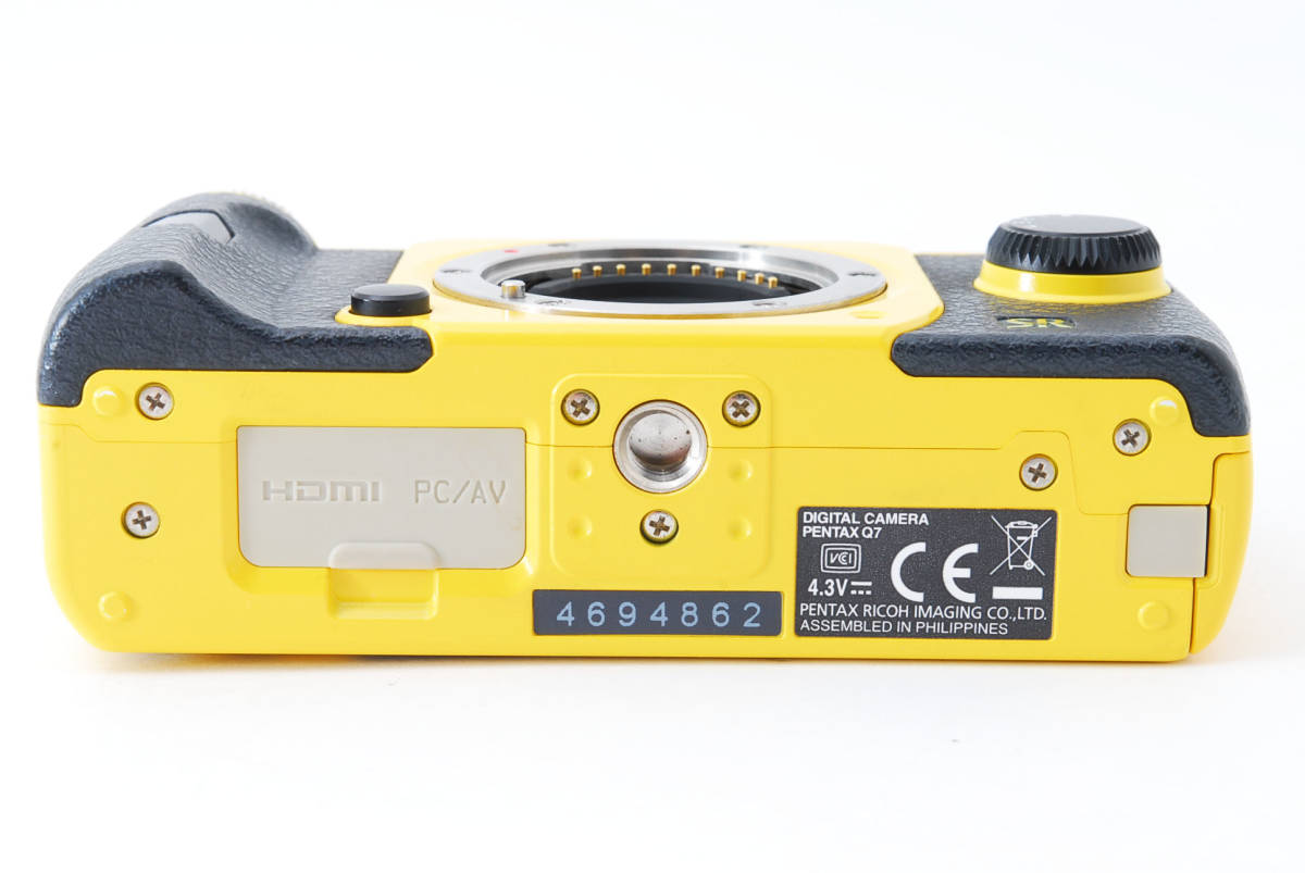 ペンタックス Q7 ダブルズームキット イエロー ミラーレス カメラ 中古 PENTAX ペンタックス PENTAX Q7 レンズキット イエロー 元箱付き #3770